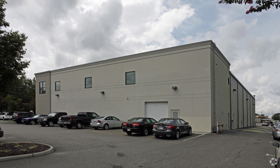 1150 E Little Creek Rd, Norfolk, VA for sale - Building Photo - Image 2 of 13