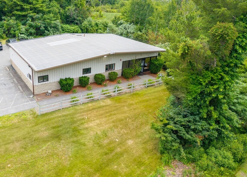 1 Beverly Dr, Sterling, MA for sale - Building Photo - Image 2 of 34