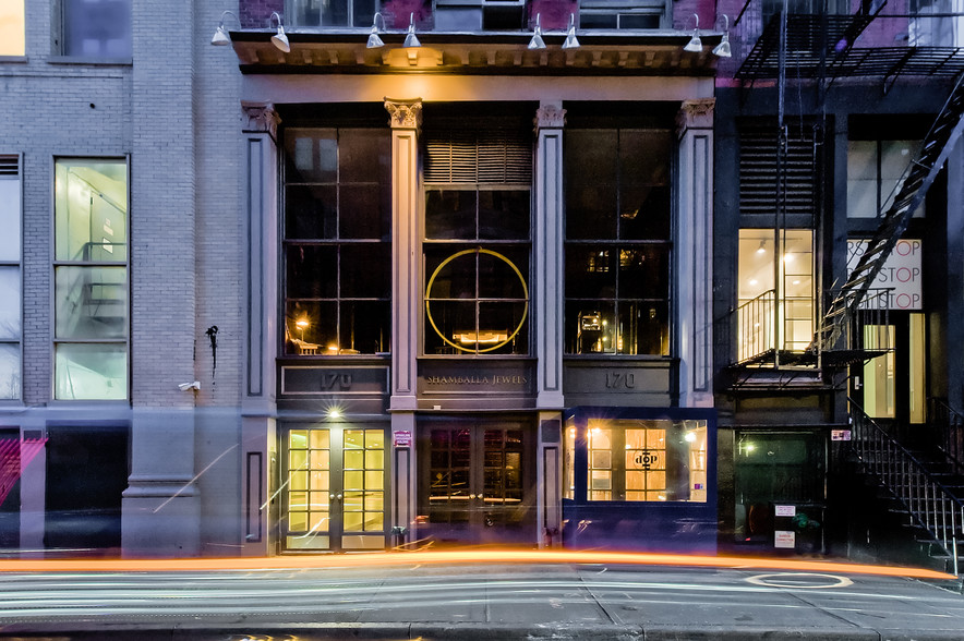 597 Broadway, New York, NY for lease - Building Photo - Image 1 of 10