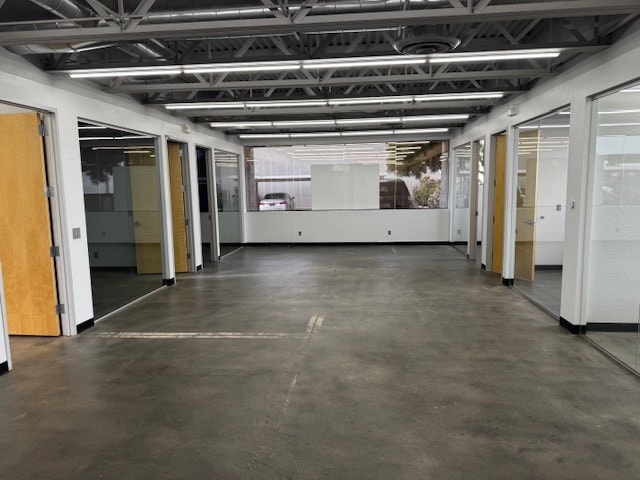 15230 N 75th St, Scottsdale, AZ for lease Interior Photo- Image 1 of 13