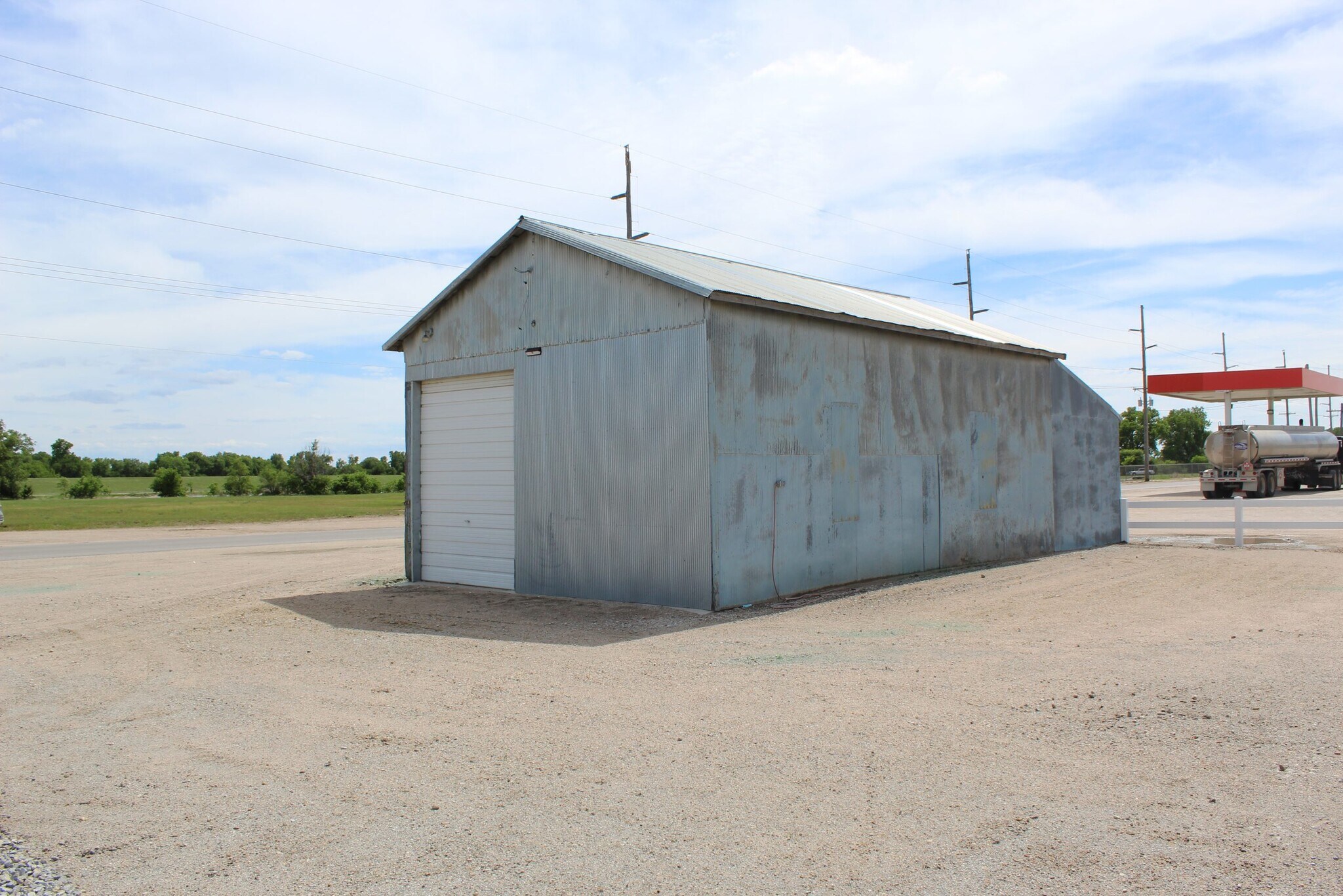 2224 Railroad Ave, Great Bend, KS for sale Building Photo- Image 1 of 1