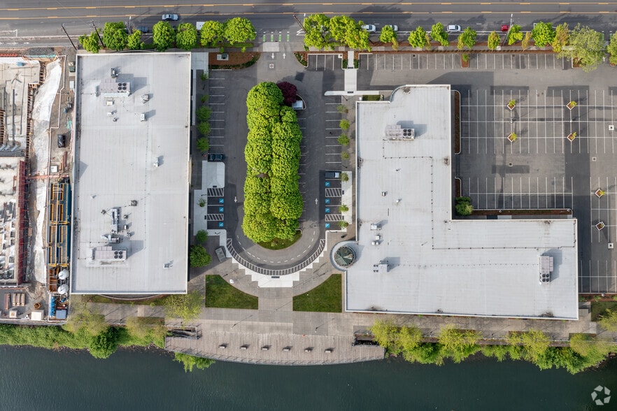 1750 NW Naito Pky, Portland, OR for sale - Building Photo - Image 2 of 16