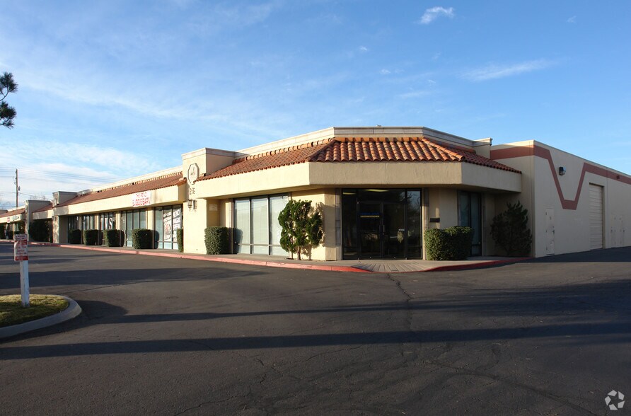 295 Gentry Way, Reno, NV for sale - Primary Photo - Image 1 of 1