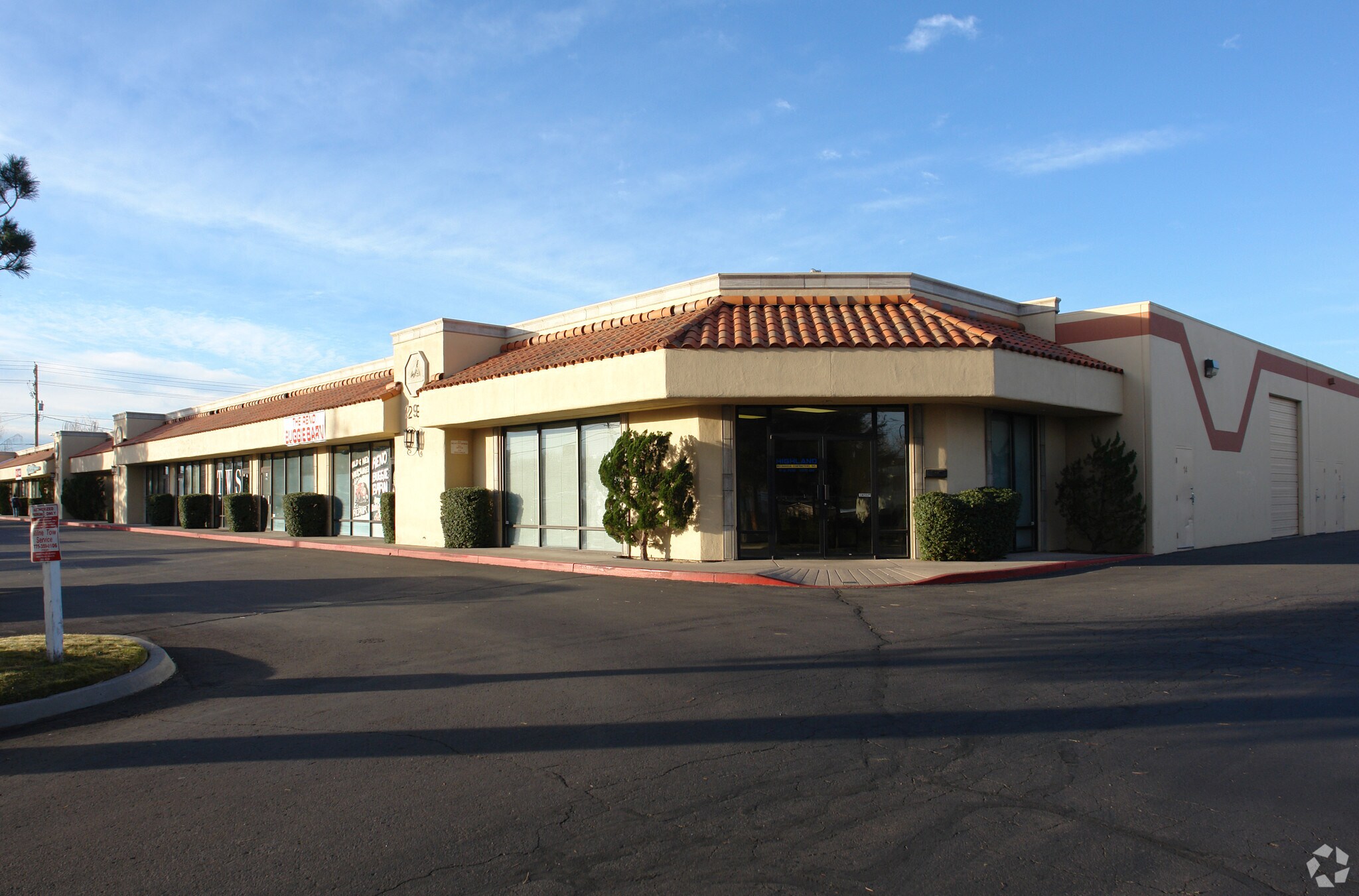 295 Gentry Way, Reno, NV for sale Primary Photo- Image 1 of 1