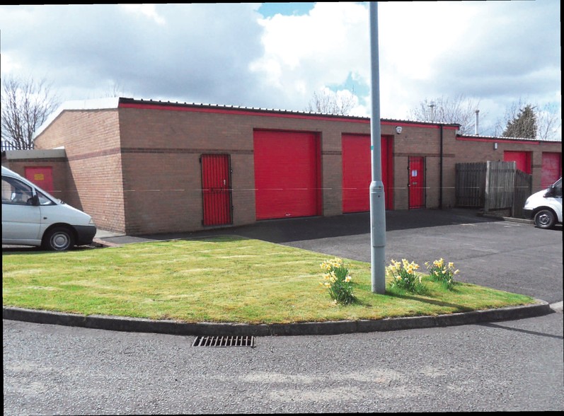 Farrington Ct, Burnley for lease - Primary Photo - Image 1 of 1