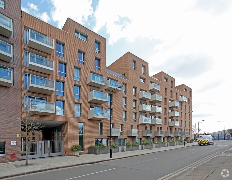 Devons Rd, London for lease - Building Photo - Image 2 of 3