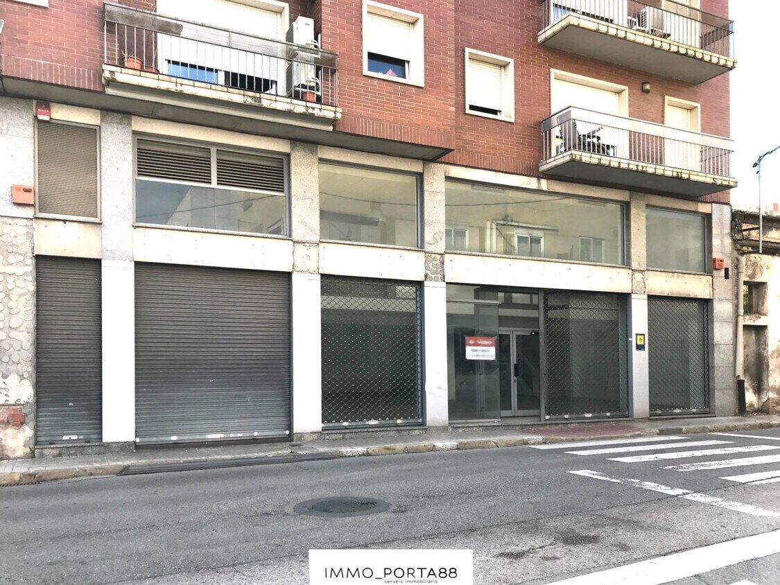 Multifamily in Figueres, Gerona for sale Building Photo- Image 1 of 2