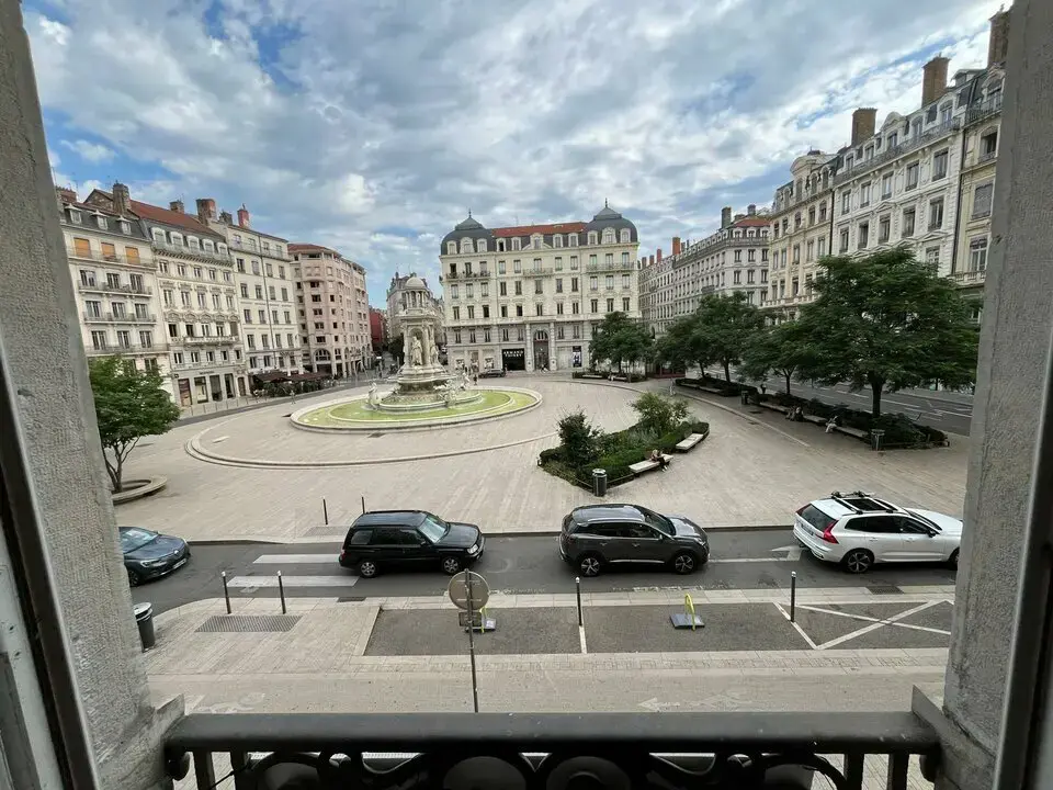 Office in Lyon for lease Building Photo- Image 1 of 8
