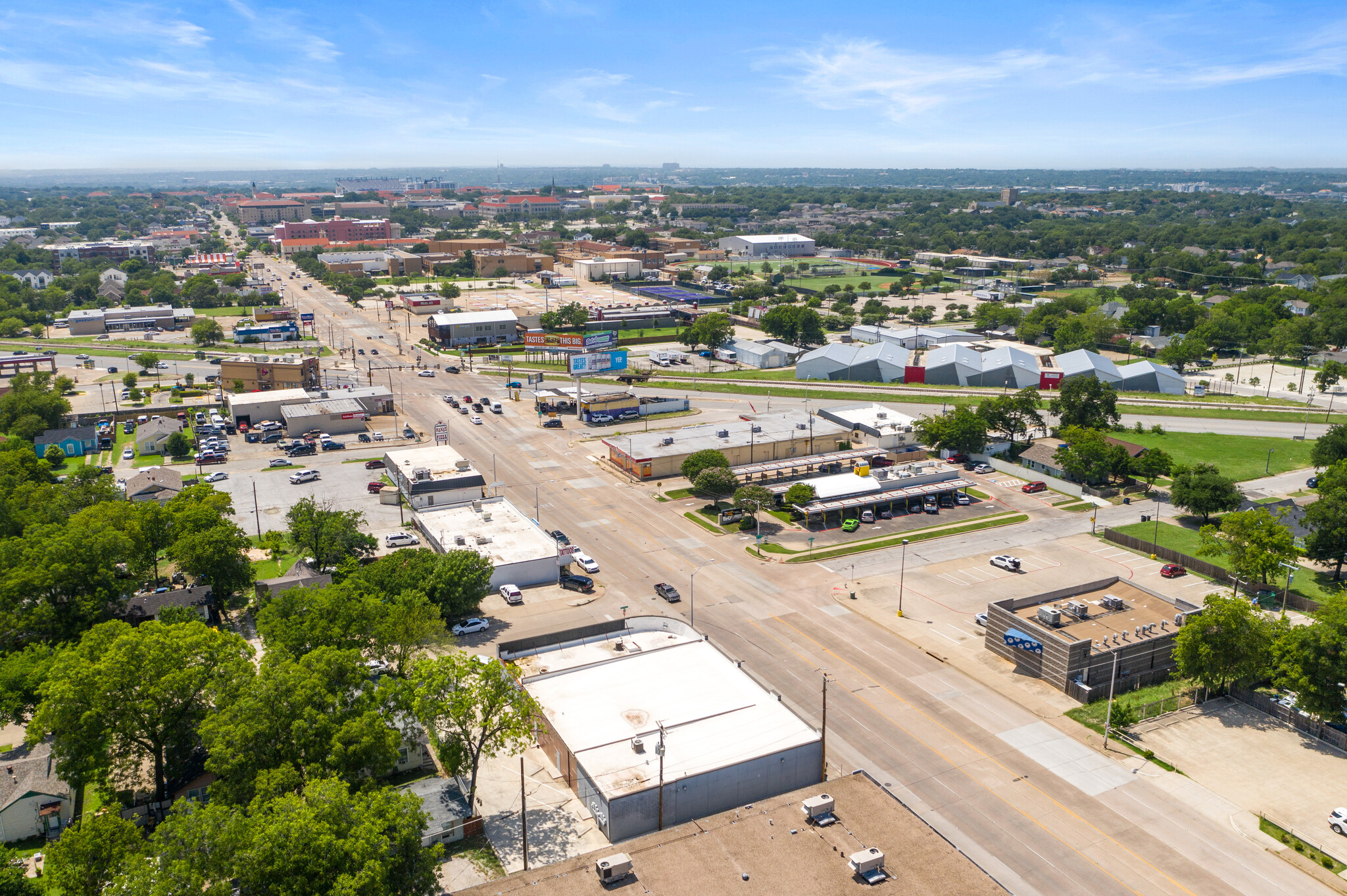 1715-1721 W Berry St, Fort Worth, TX 76110 - Retail for Sale | LoopNet.com