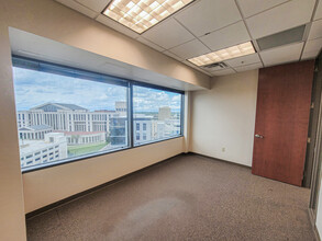 301 W Bay St, Jacksonville, FL for lease Interior Photo- Image 2 of 7