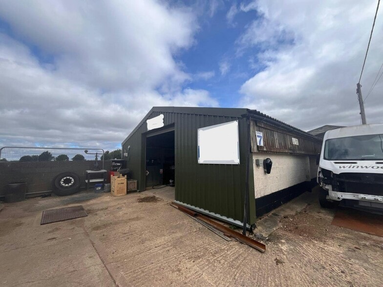 Stewkley Rd, Leighton Buzzard for lease - Building Photo - Image 1 of 17