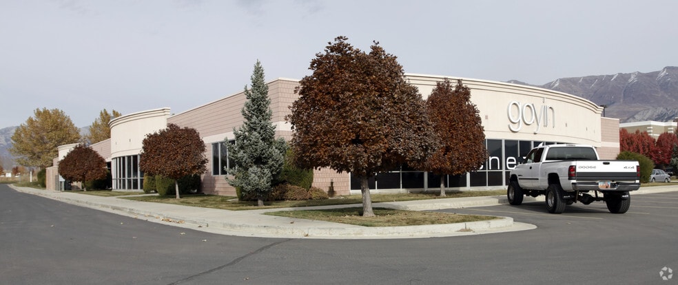 772-776 E Utah Valley Dr, American Fork, UT for lease - Primary Photo - Image 1 of 6