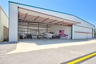 More details for 1001 Airport Rd, Destin, FL - Specialty for Sale