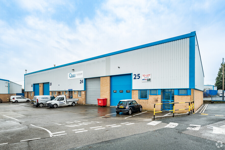 Rosscliffe Rd, Ellesmere Port for lease - Primary Photo - Image 1 of 4