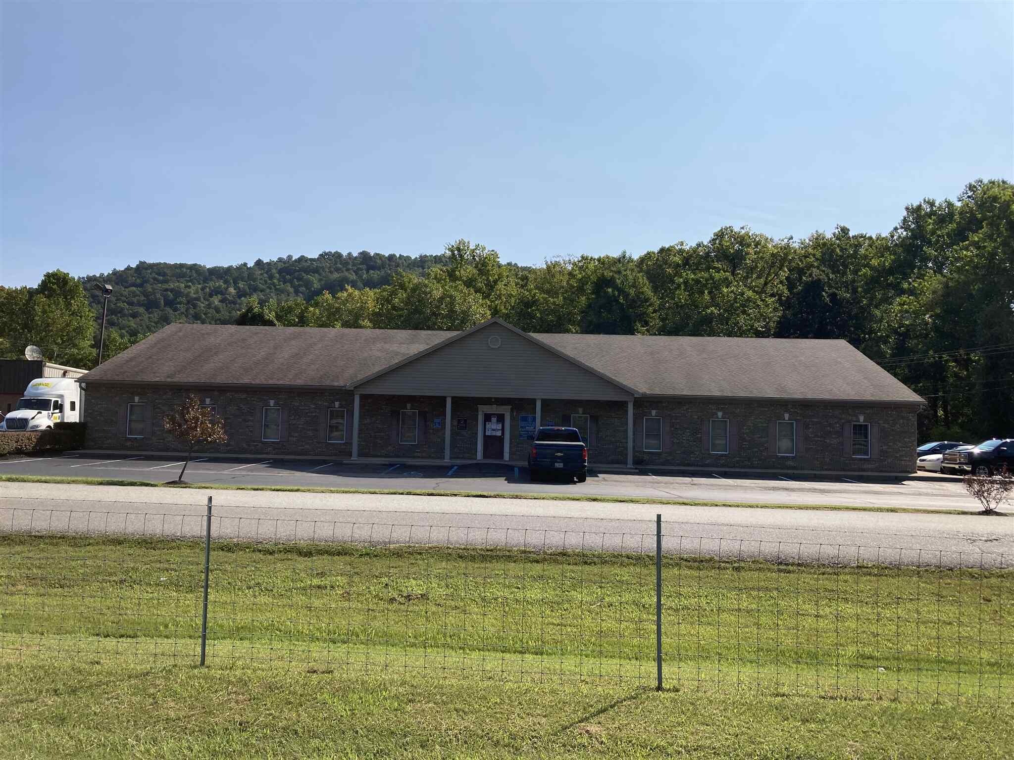 243 Commercial Dr, Vanceburg, KY for sale Primary Photo- Image 1 of 1