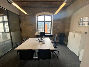 10 Place De La Joliette, Marseille for lease Interior Photo- Image 2 of 9