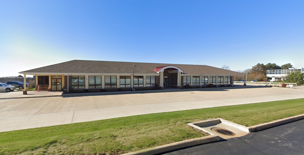 23600 Commerce Park, Beachwood, OH for lease - Building Photo - Image 2 of 13