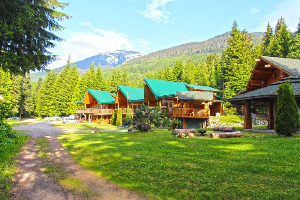 13594 16 Hwy, Terrace, BC V8G 4B1