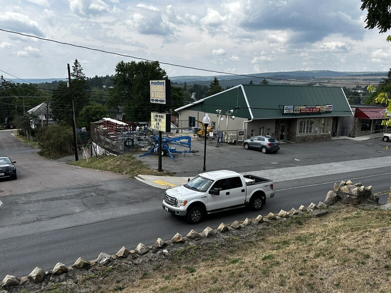 227 E Main St, Frostburg, MD for sale - Primary Photo - Image 1 of 20