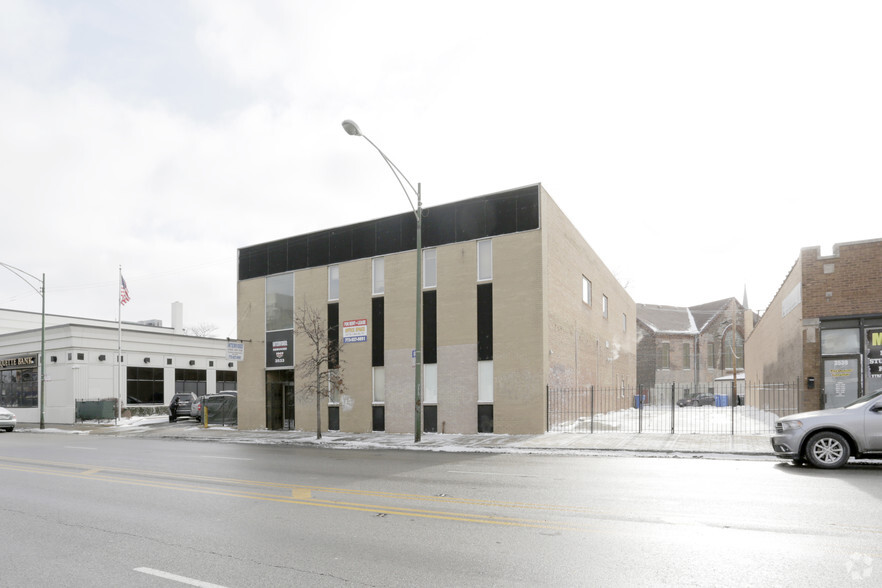 3533 S Archer Ave, Chicago, IL for lease - Building Photo - Image 1 of 29