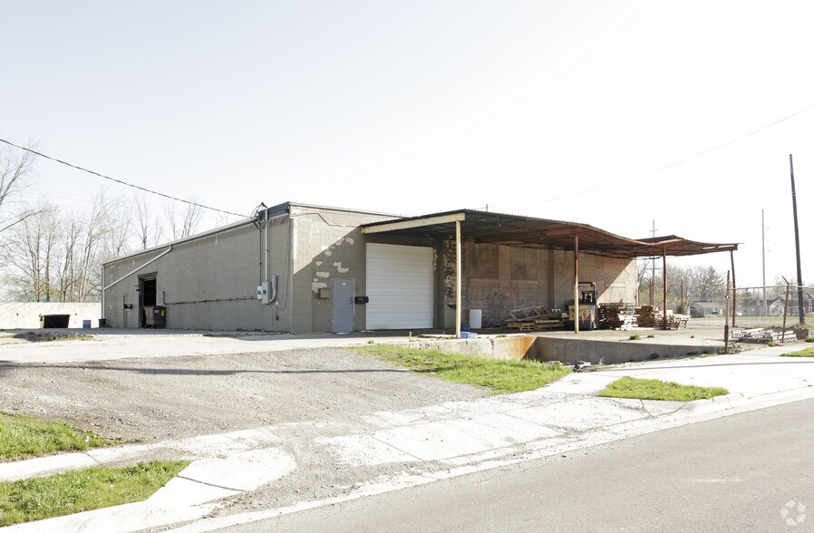 401 Logan St, Adrian, MI for sale - Building Photo - Image 1 of 1