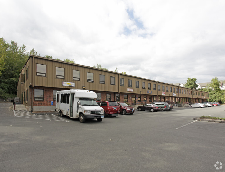 2666 State St, Hamden, CT for lease - Building Photo - Image 3 of 3