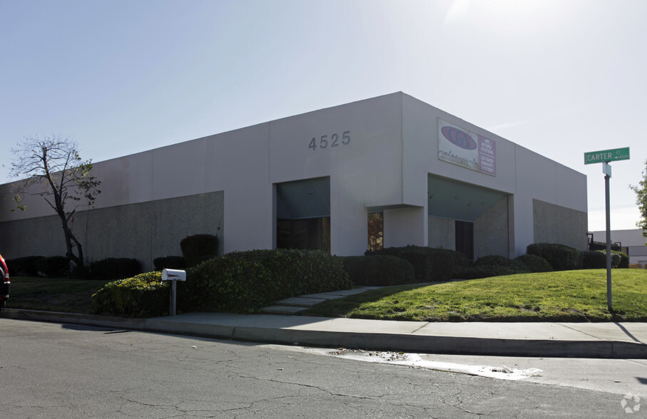 4525 Carter Ct, Chino, CA for lease - Primary Photo - Image 1 of 29