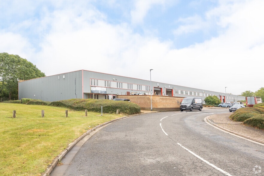 15-18 Tresham Rd, Peterborough for sale - Primary Photo - Image 1 of 1