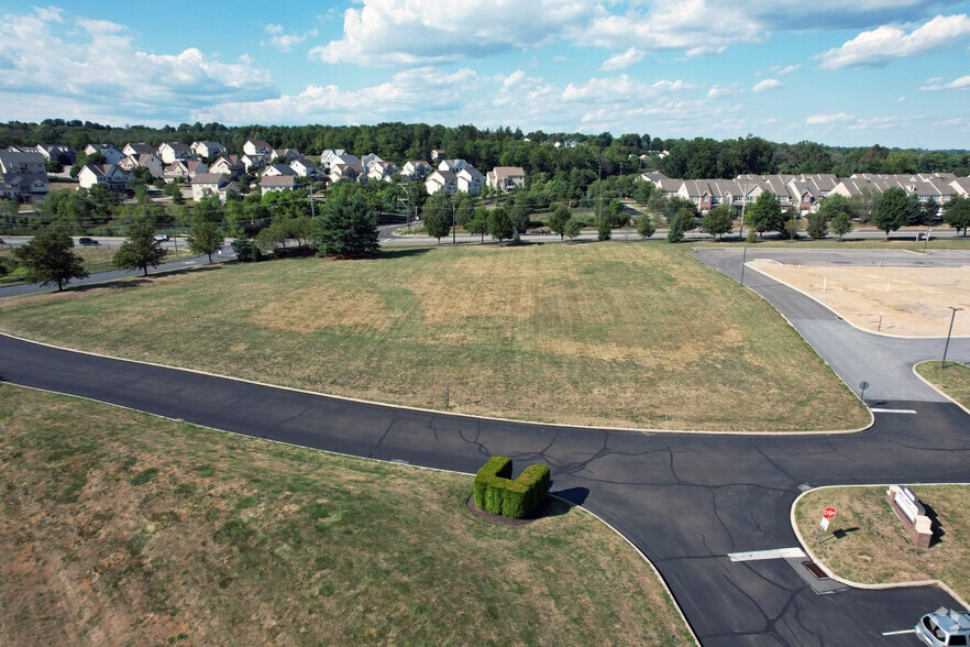 W Germantown Pike, East Norriton Township, PA for lease - Building Photo - Image 3 of 4