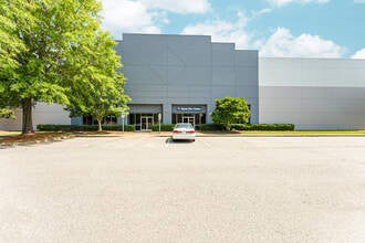 657 Brigham Rd, Greensboro, NC for lease Interior Photo- Image 1 of 7