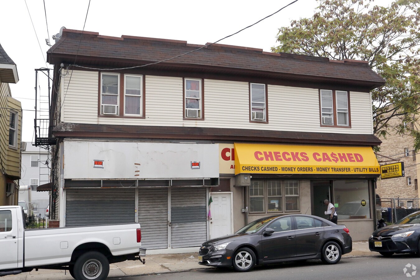 559561 S Broad St, Elizabeth, NJ 07202