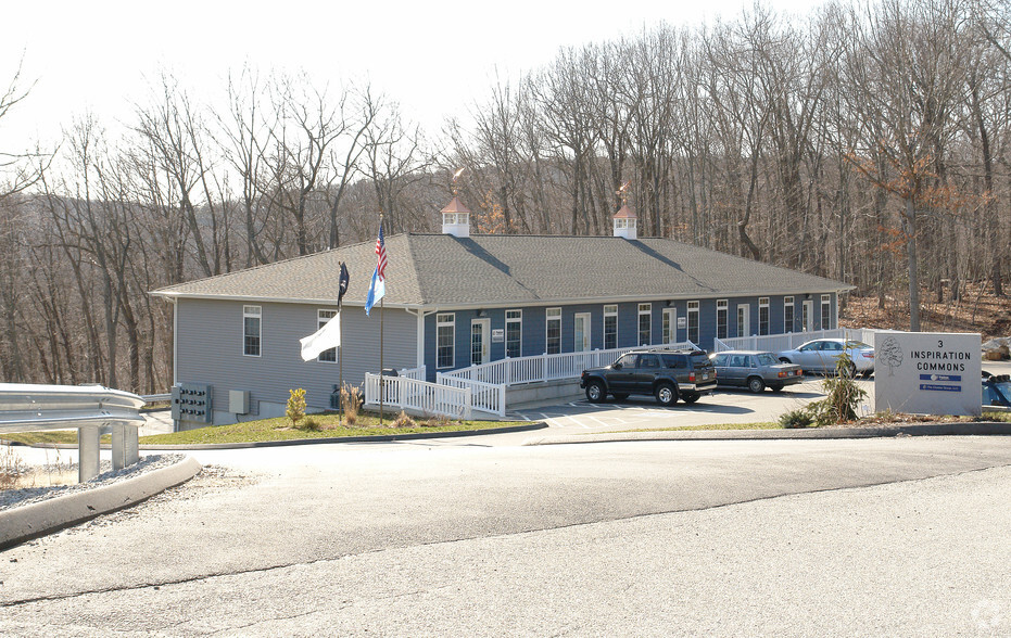 3 Inspiration Ln, Chester, CT for lease - Building Photo - Image 1 of 9