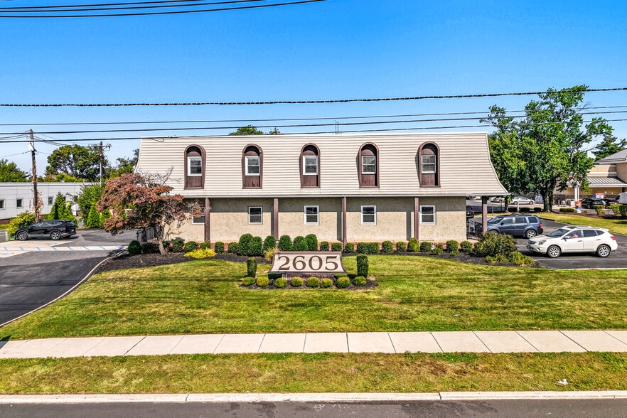 2605 US 130, Cinnaminson, NJ for lease - Building Photo - Image 1 of 58