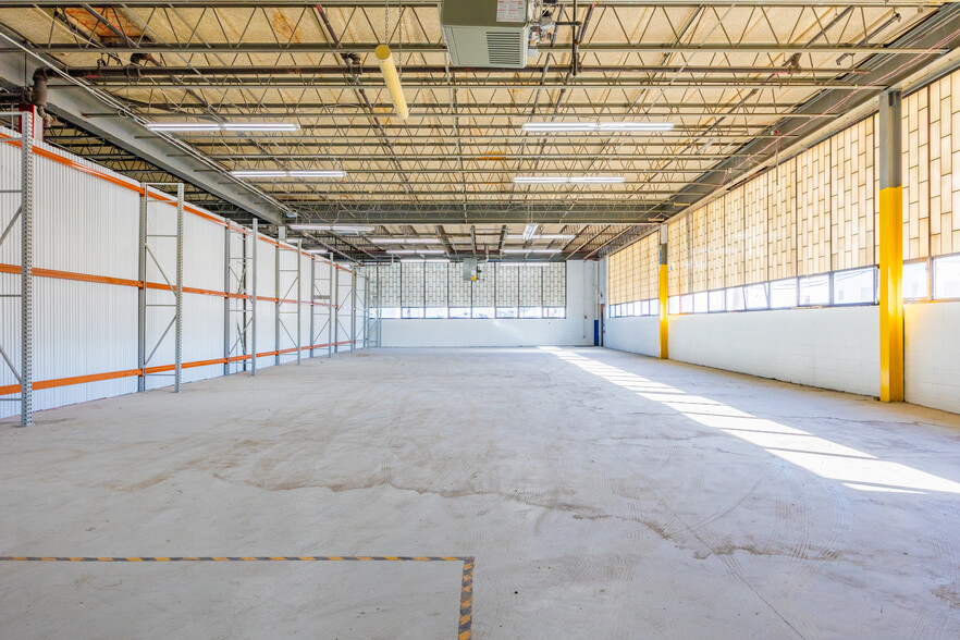 ReadySpaces Kearny - Warehouse