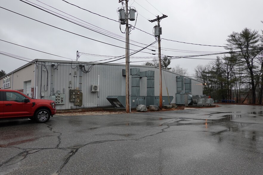 999 Roosevelt Trl, Windham, ME for lease - Building Photo - Image 2 of 5