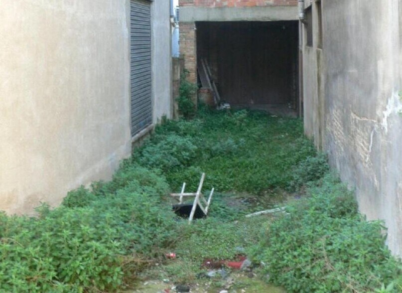 Carrer Mossèn Gelabert, 3, Olot, Gerona for sale - Building Photo - Image 2 of 3