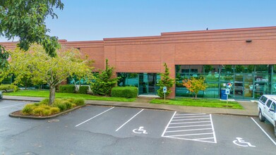 18105 SE Mill Plain Blvd, Vancouver, WA for lease Building Photo- Image 1 of 1