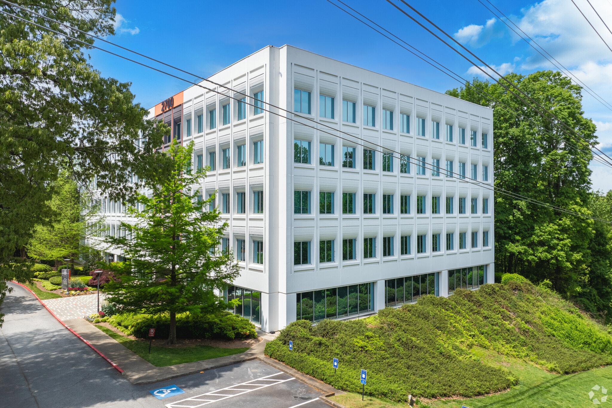2700 Cumberland Pky SE, Atlanta, GA for lease Primary Photo- Image 1 of 17
