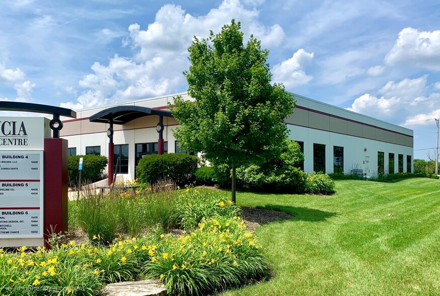 18400-18414 W Creek Dr, Tinley Park, IL for lease - Building Photo - Image 1 of 3