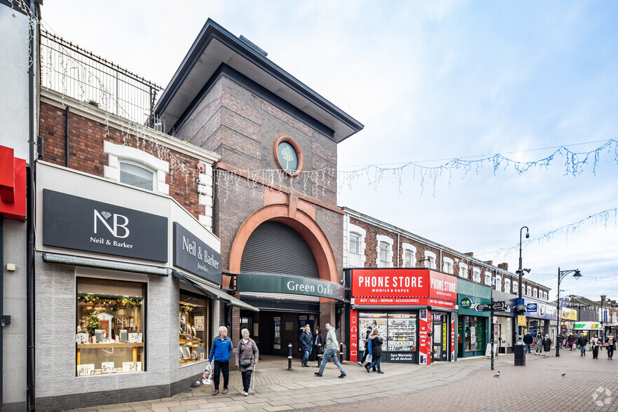 Green Oaks Shopping Centre, Widnes for sale - Building Photo - Image 1 of 1