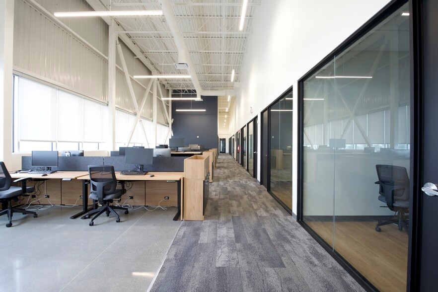 2900 Ch De La Baronnie, Varennes, QC for sale - Interior Photo - Image 3 of 7