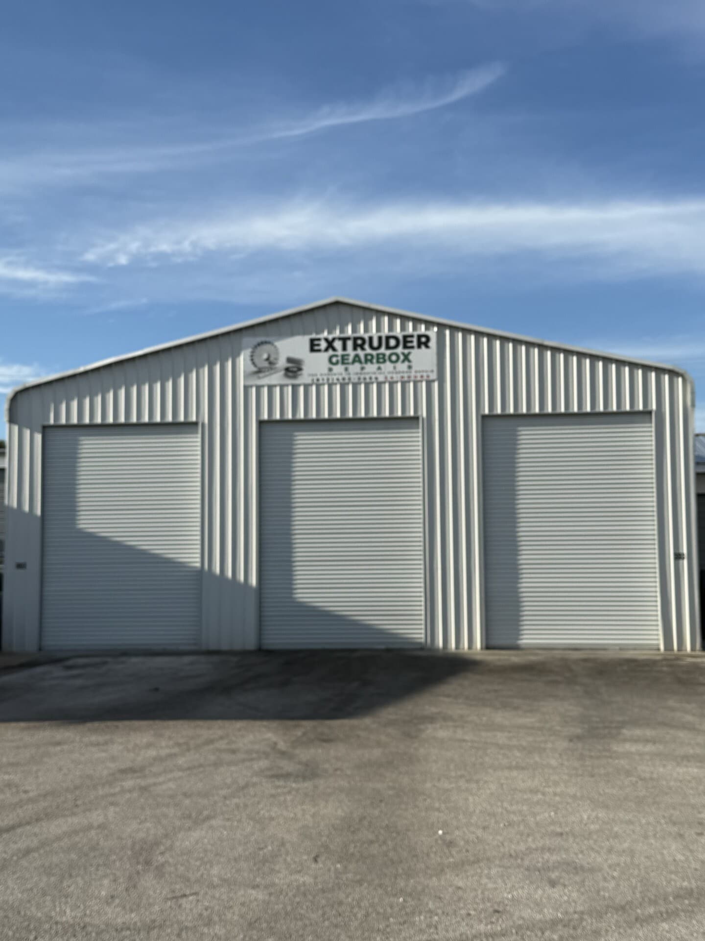 2209 N 40th St, Tampa, FL for lease Building Photo- Image 1 of 14