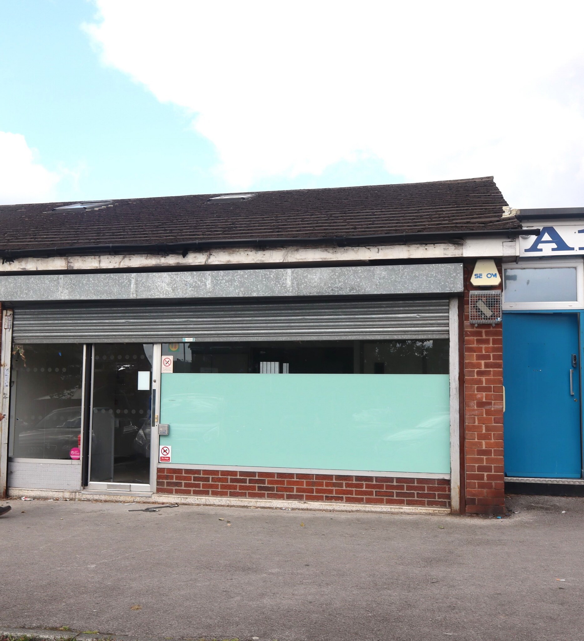 30-34 Concord Way, Dukinfield for sale Primary Photo- Image 1 of 3