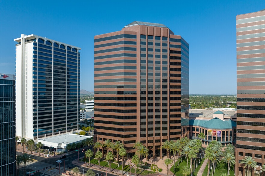 2929 N Central Ave, Phoenix, AZ for lease - Building Photo - Image 1 of 5