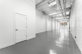 276 Carlaw Av, Toronto, ON for lease Interior Photo- Image 1 of 6