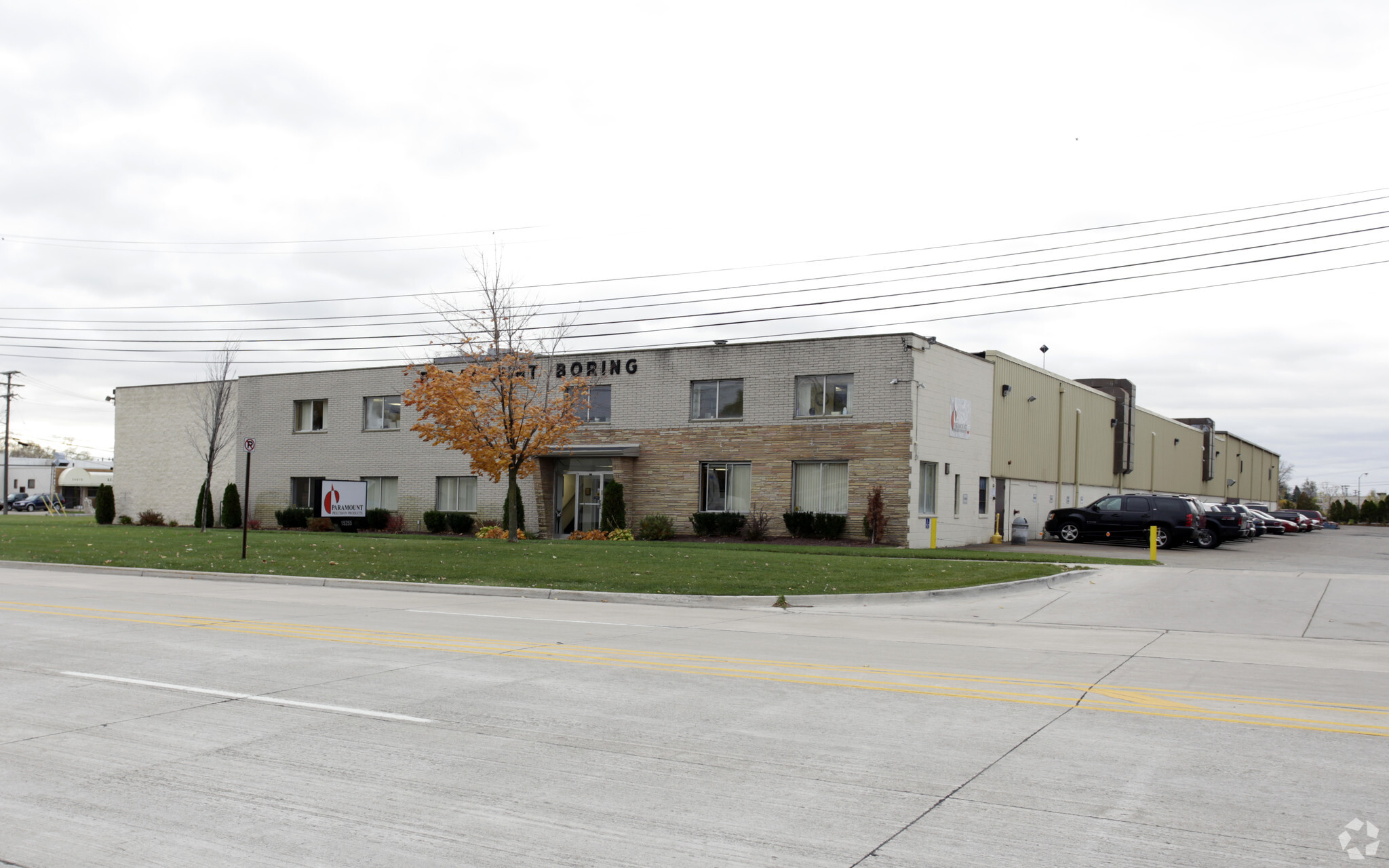 15255 W Eleven Mile Rd, Oak Park, MI for sale Primary Photo- Image 1 of 1