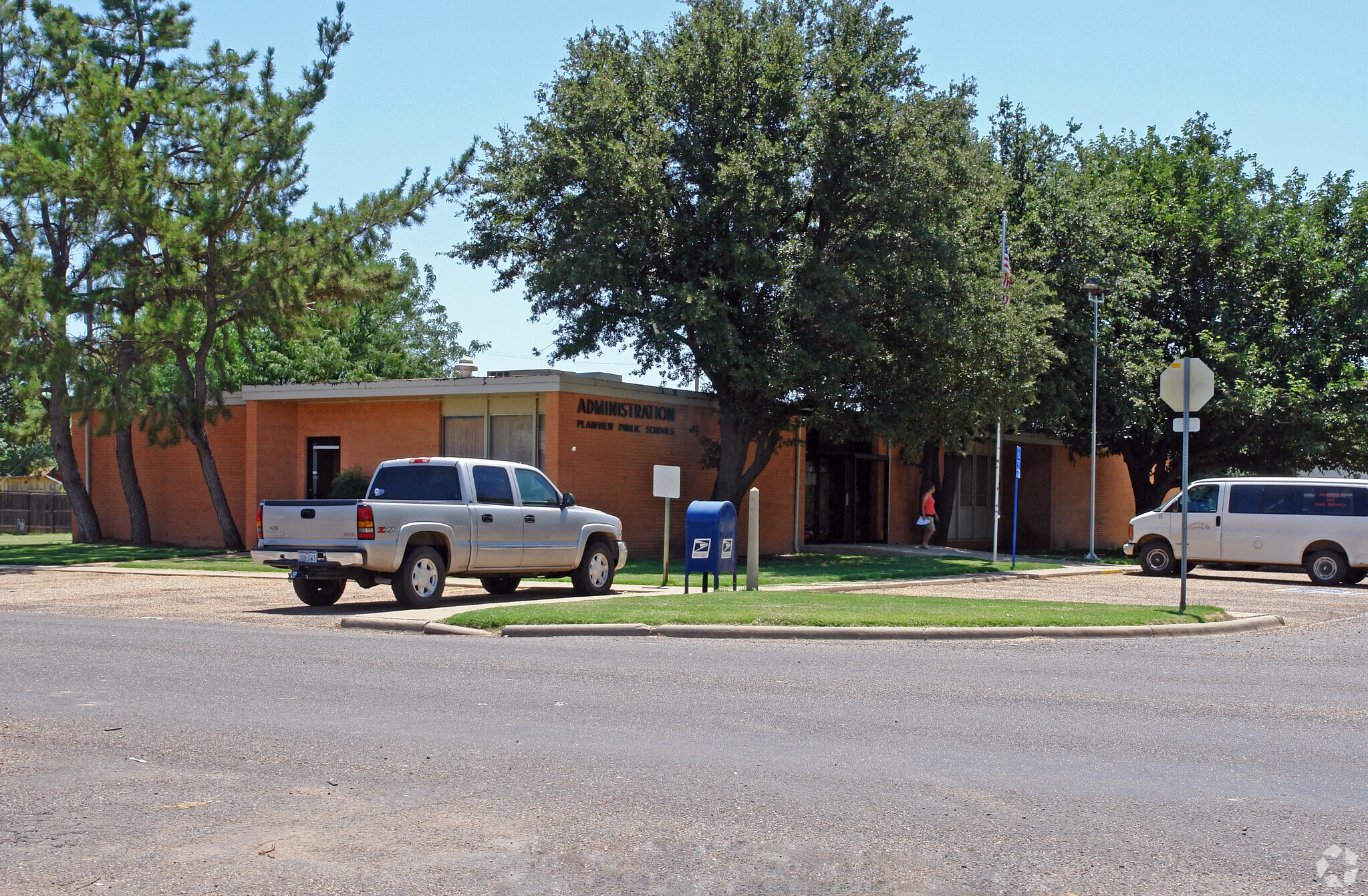912 Portland St, Plainview, TX for sale Primary Photo- Image 1 of 1