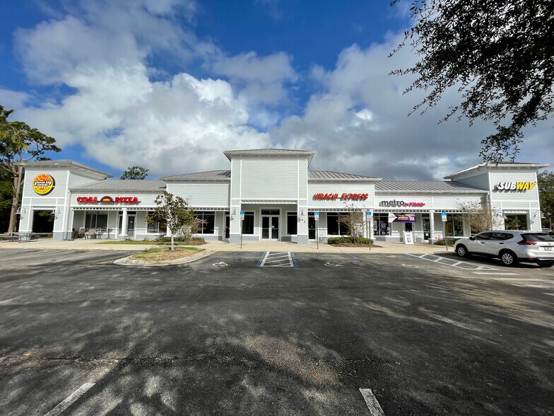 195 Malabar Rd, Palm Bay, FL 32907 Coral Bay Plaza