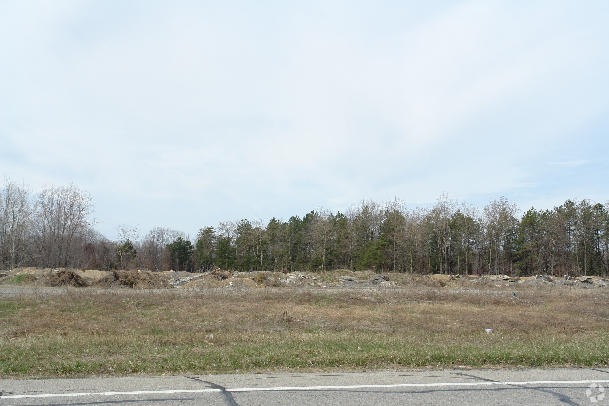 Grove City Rd, Slippery Rock, PA for sale Primary Photo- Image 1 of 2