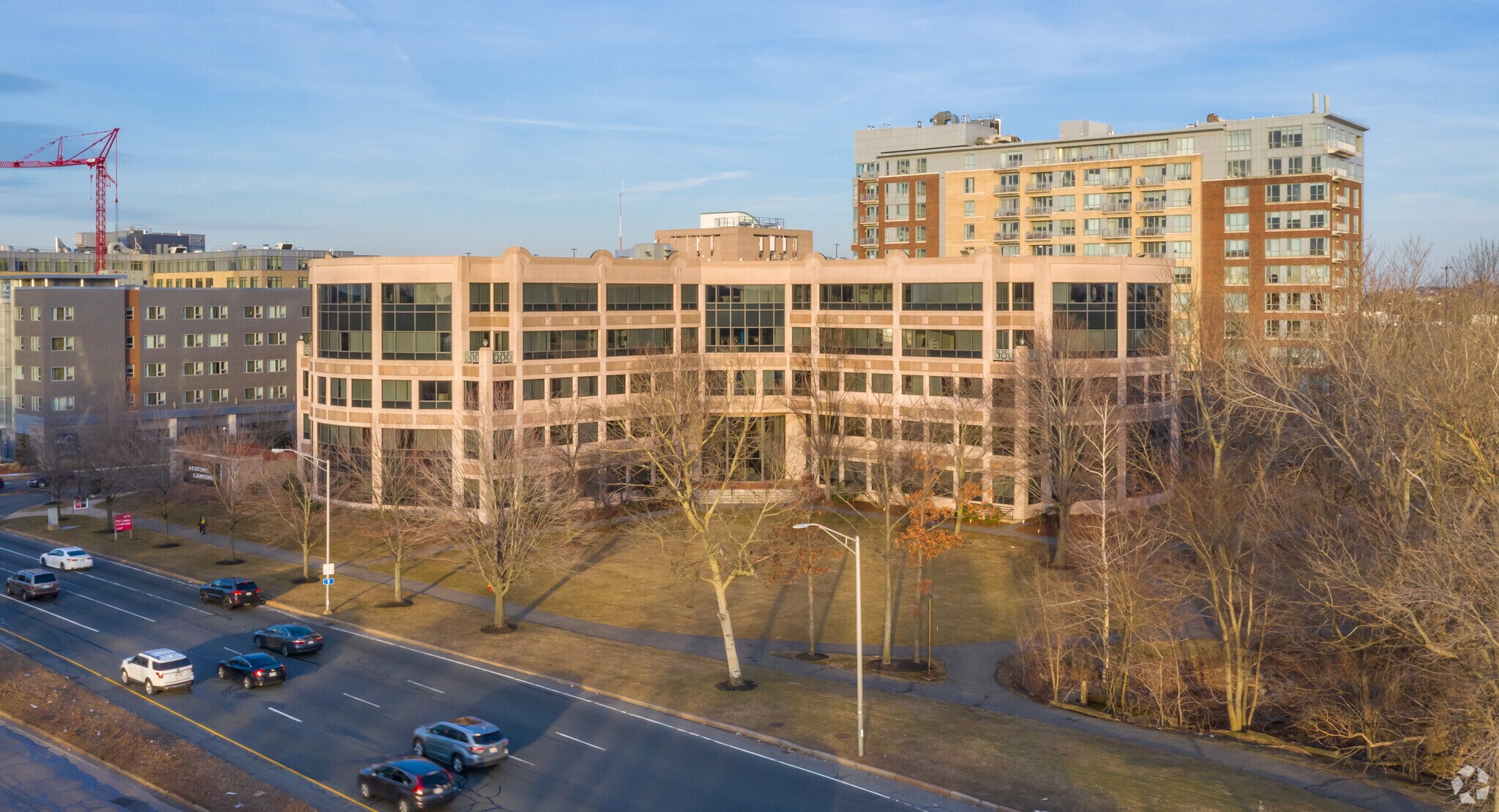 101 Station Landing, Medford, MA 02155 10 Presidents Landing